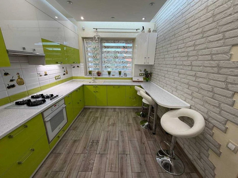 Продам великий сімейний D будинок 170 м² евроремонт | меблі