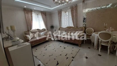 У продажу розкішний 2-поверховий будинок в районі Вузовськог