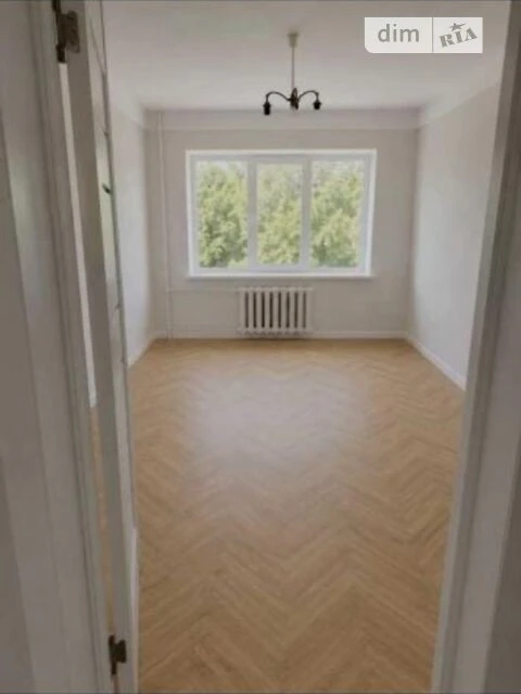 Продаж 2к квартири 45 кв. м на вул. Ігоря Юхновського 6 • ID