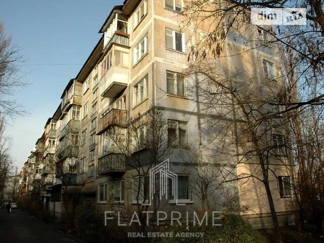 Продаж 2к квартири 45 кв. м на вул. Ігоря Юхновського 6 • ID