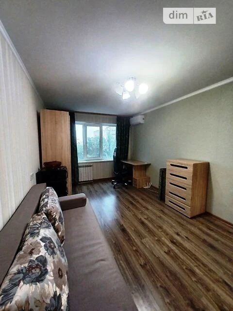 Продаж 1к квартири 33.9 кв. м на вул. Левка Лук'яненка 1Д •