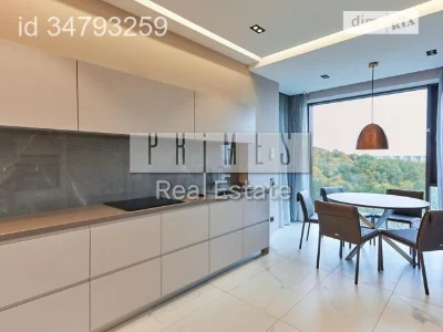 Продаж 4к квартири 151 кв. м на вул. Буслівська 15 • ID 3479