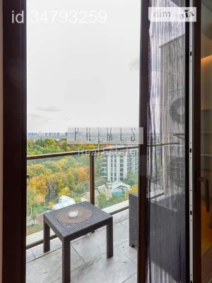 Продаж 4к квартири 151 кв. м на вул. Буслівська 15 • ID 3479