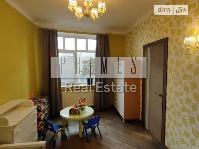 Продаж 3к квартири 84 кв. м на вул. Старонаводницька 6Б • ID