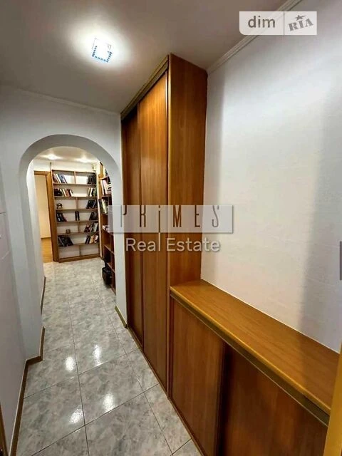 Продаж 3к квартири 63 кв. м на вул. Юрія Шумського 10 • ID 3