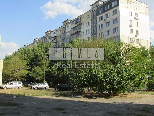 Продаж 3к квартири 63 кв. м на вул. Юрія Шумського 10 • ID 3