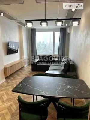 Продаж 3к квартири 78 кв. м на вул. Князя Романа Мстиславича