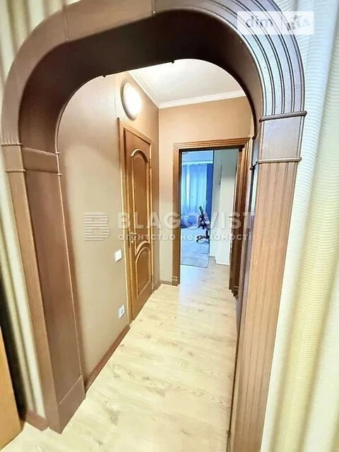 Продаж 1к квартири 68 кв. м на вул. Батальйону Шейха Мансура