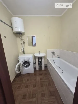 Продаж 3к квартири 96 кв. м на пров. Ясинуватський 11 • ID 3