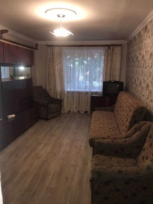 Продам 2-комнатную квартиру на ул. Марсельской/пр. Добровольс
