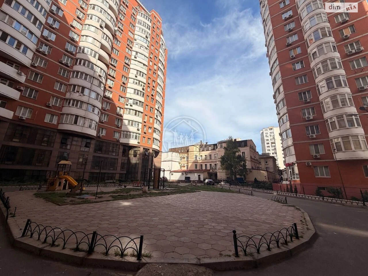 Продаж Квартира Приморський