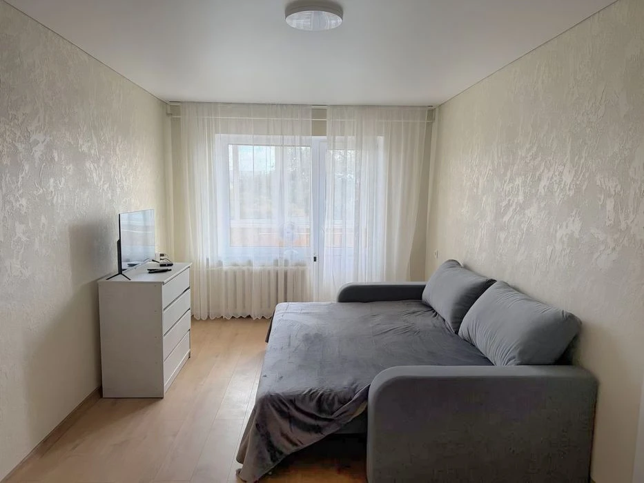 Продаж 2 кімнатної квартири по вул. Степана Бандери
