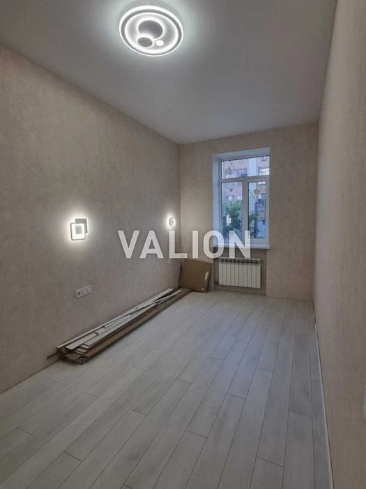 Продаж двокімнатної квартири 43.8м² вул. Січових Стрільців,
