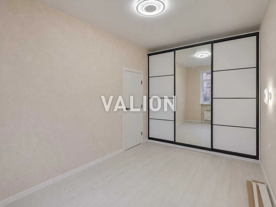 Продаж двокімнатної квартири 43.8м² вул. Січових Стрільців,