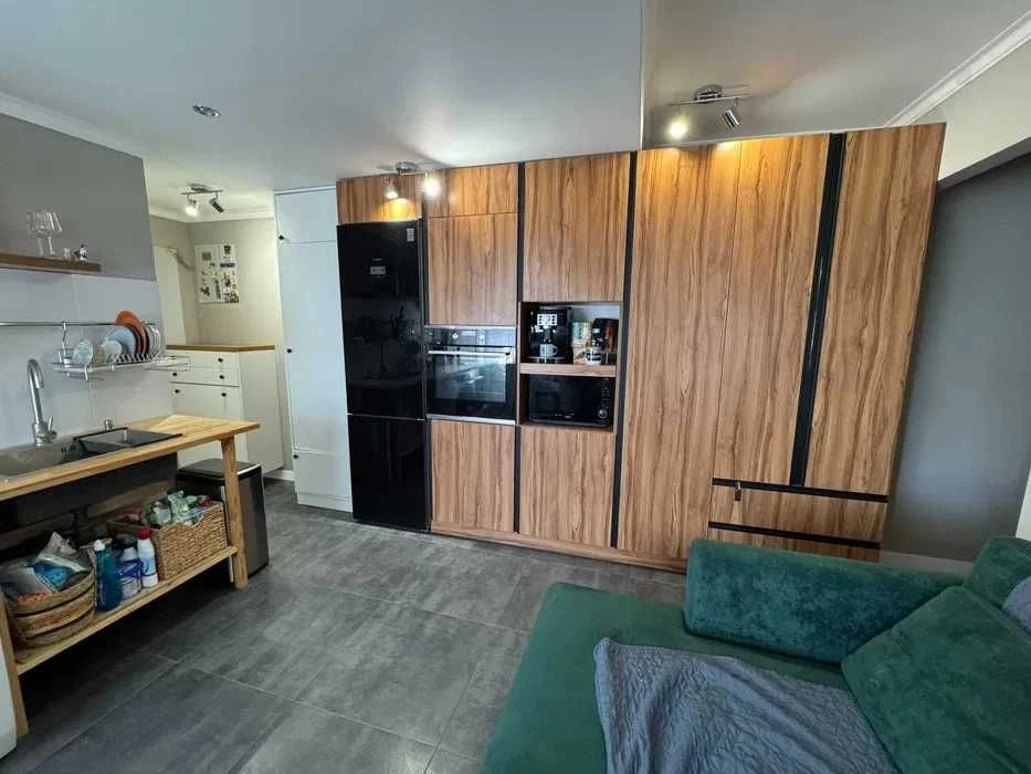 Продаж 3к квартири, Гетьмана Кирилла Разумовского 12, Святош