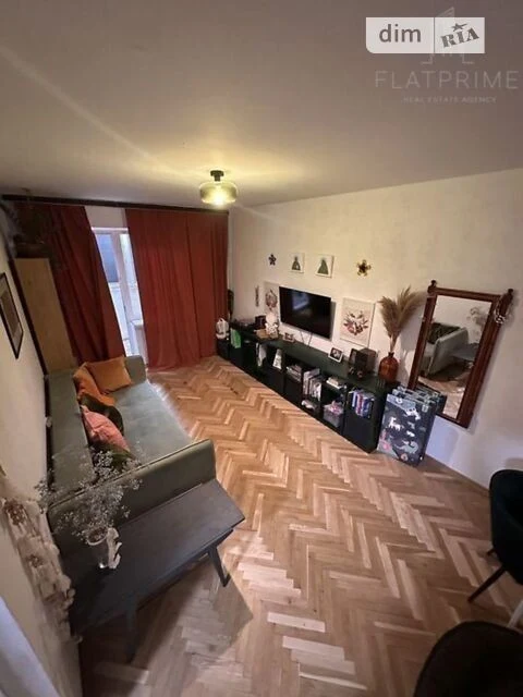 Продаж 2к квартири 59.3 кв. м на просп. Академіка Глушкова 3
