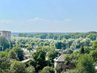 Терміново!  Однокімнатна з сучасним ремонтом та балконом