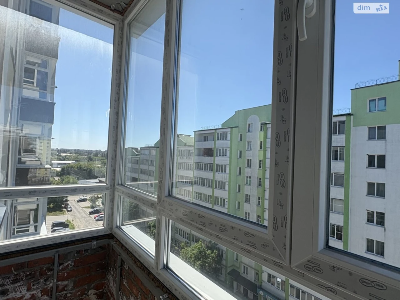 Продаж Квартира Виставка