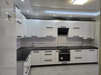 Продаж 2 кім.квартира 77.10 м² 2/11ц вул.Богдана  Хмельницьк