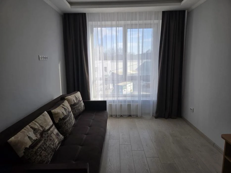 Продаж 2 кім.квартира 77.10 м² 2/11ц вул.Богдана  Хмельницьк