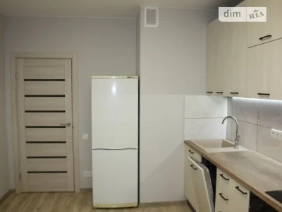Продаж 1к квартири 40 кв. м на вул. Валерʼяна Підмогильного