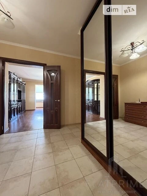 Продаж 3к квартири 110 кв. м на бул. Лесі Українки 21Б • ID