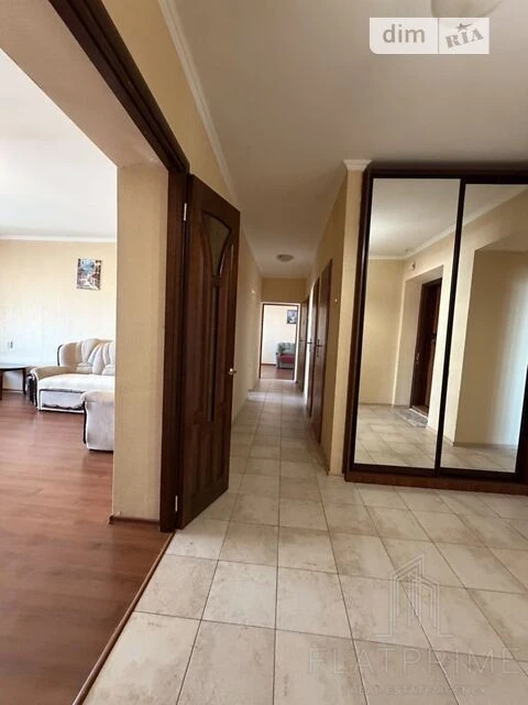 Продаж 3к квартири 110 кв. м на бул. Лесі Українки 21Б • ID