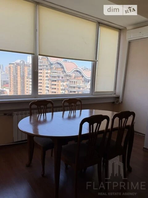 Продаж 3к квартири 110 кв. м на бул. Лесі Українки 21Б • ID