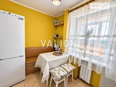 Продаж 1к квартири 28 кв. м на вул. Максима Берлінського 25