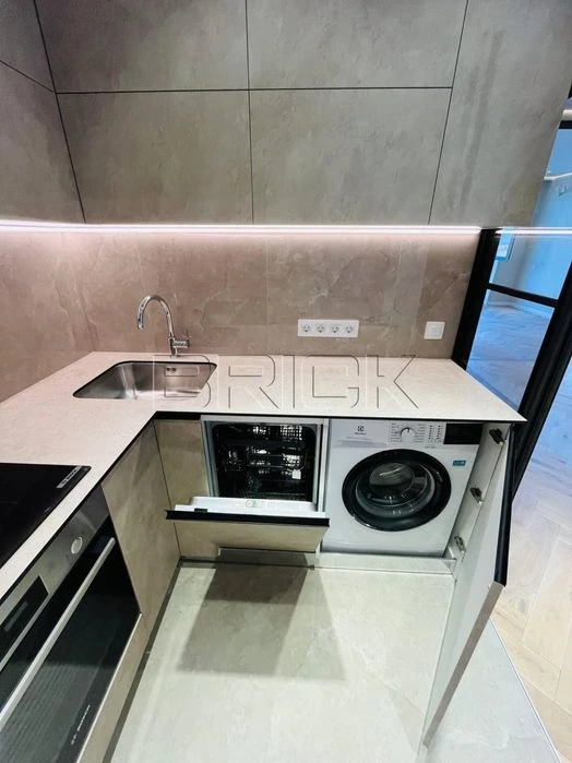 Продаж 1кімн квартира в ЖК Варшавський Плюс, Європейського С
