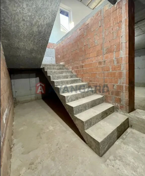 Продам будинок 217м² з бомбосховищем, 10с. Царське Село