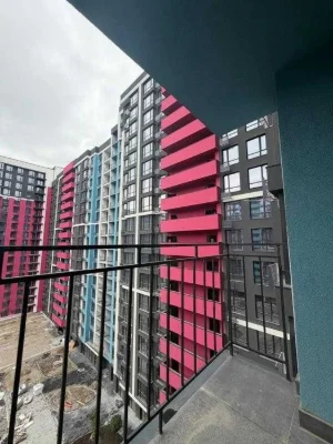 Продаж квартири в ЖК SKYGARDEN з балконом !