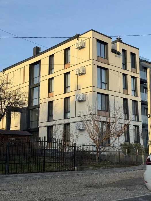 Продаж 2х кім з балконом 1200$ кв район Київської Підземний