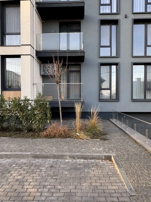 Продаж 2х кім з балконом 1200$ кв район Київської Підземний