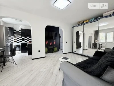 Продаж 2к квартири 45 кв. м на вул. Мрії 11А • ID 34793005