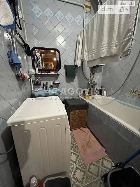 Продаж 2к квартири 56 кв. м на вул. Академіка Ромоданова 19