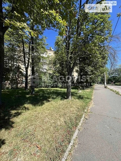 Продаж 2к квартири 56 кв. м на вул. Академіка Ромоданова 19