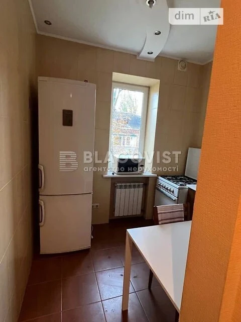 Продаж 2к квартири 46 кв. м на вул. Івана Їжакевича 14 • ID