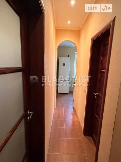 Продаж 2к квартири 46 кв. м на вул. Івана Їжакевича 14 • ID