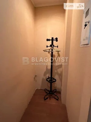 Продаж 2к квартири 46 кв. м на вул. Івана Їжакевича 14 • ID