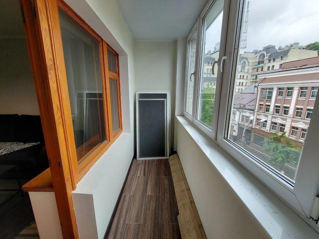 Продаж 4-кімнатної квартири 93 м², Кирилівська вул., 30/5