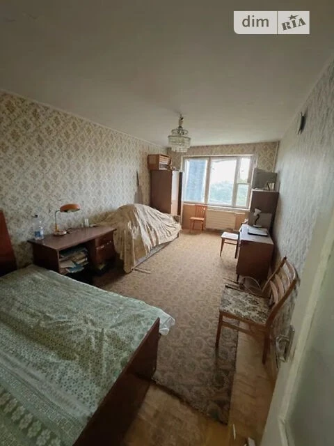 Продаж 1к квартири 35.5 кв. м на просп. Академіка Глушкова 3