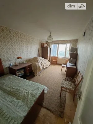 Продаж 1к квартири 35.5 кв. м на просп. Академіка Глушкова 3