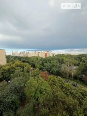 Продаж 1к квартири 35.5 кв. м на просп. Академіка Глушкова 3