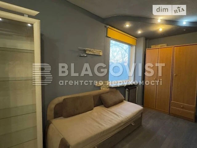 Продаж 3к квартири 59 кв. м на вул. Борщагівська 8 • ID 3479