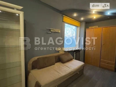 Продаж 3к квартири 59 кв. м на вул. Борщагівська 8 • ID 3479