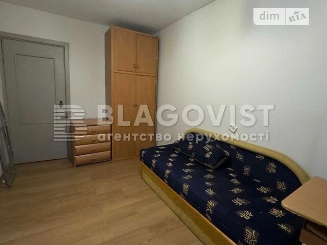 Продаж 3к квартири 59 кв. м на вул. Борщагівська 8 • ID 3479