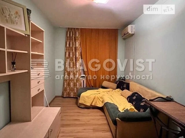 Продаж 3к квартири 59 кв. м на вул. Борщагівська 8 • ID 3479