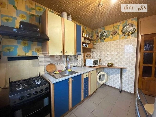 Продаж 3к квартири 59 кв. м на вул. Борщагівська 8 • ID 3479
