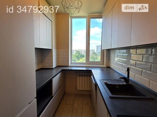 Продаж 2к квартири 64 кв. м на вул. Магістральна 33 • ID 347